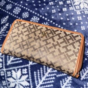 Brown Geometric Pattern Wallet
